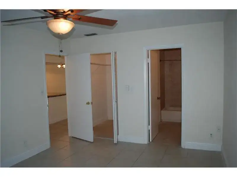 6557 NW 99th Avenue, Tamarac FL 33321 photo 4