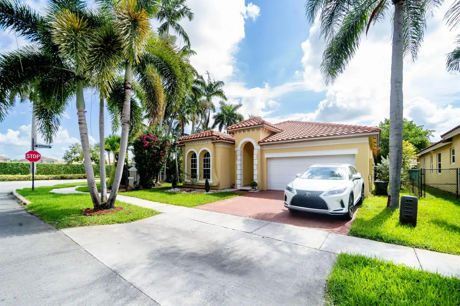 4901 SW 134TH Avenue, Miramar FL 33027 photo 3