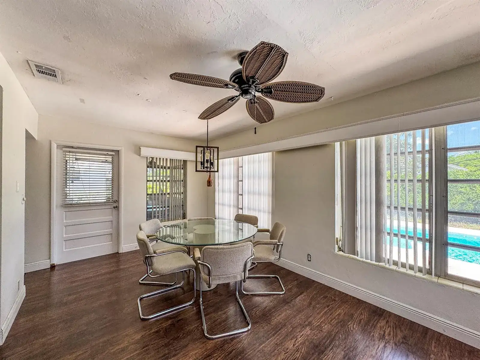 1326 Lake Erie Drive, Lake Worth FL 33461 photo 4