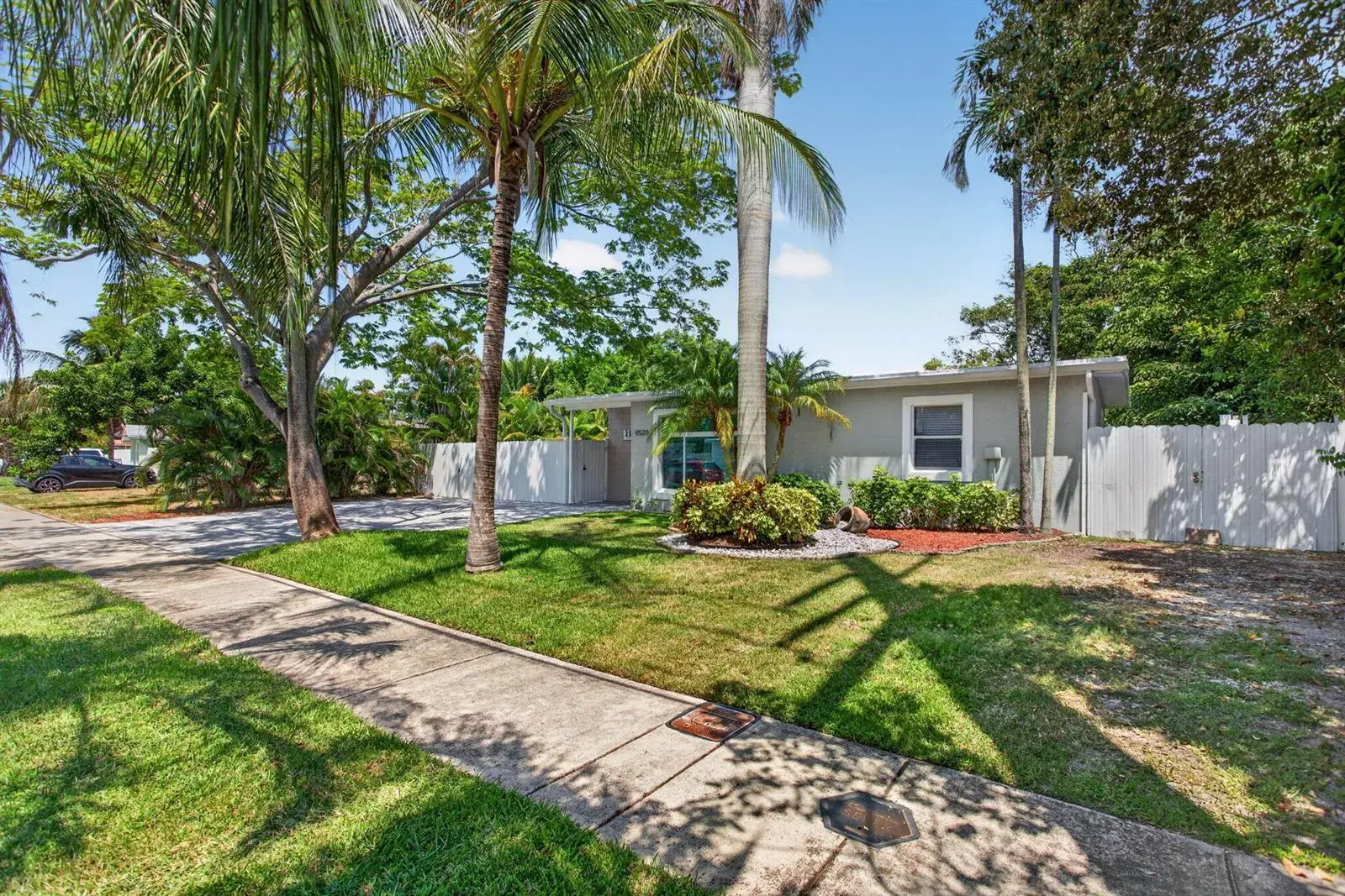 4520 NE 15TH Avenue, Pompano Beach FL 33064