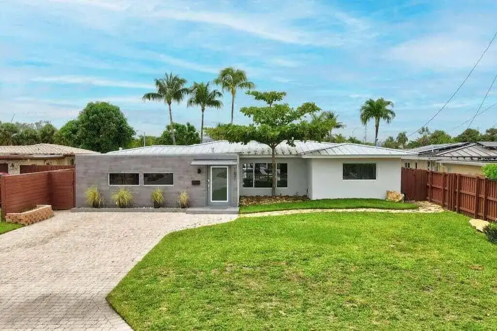 1631 Poinsettia Drive, Fort Lauderdale FL 33305 photo 3