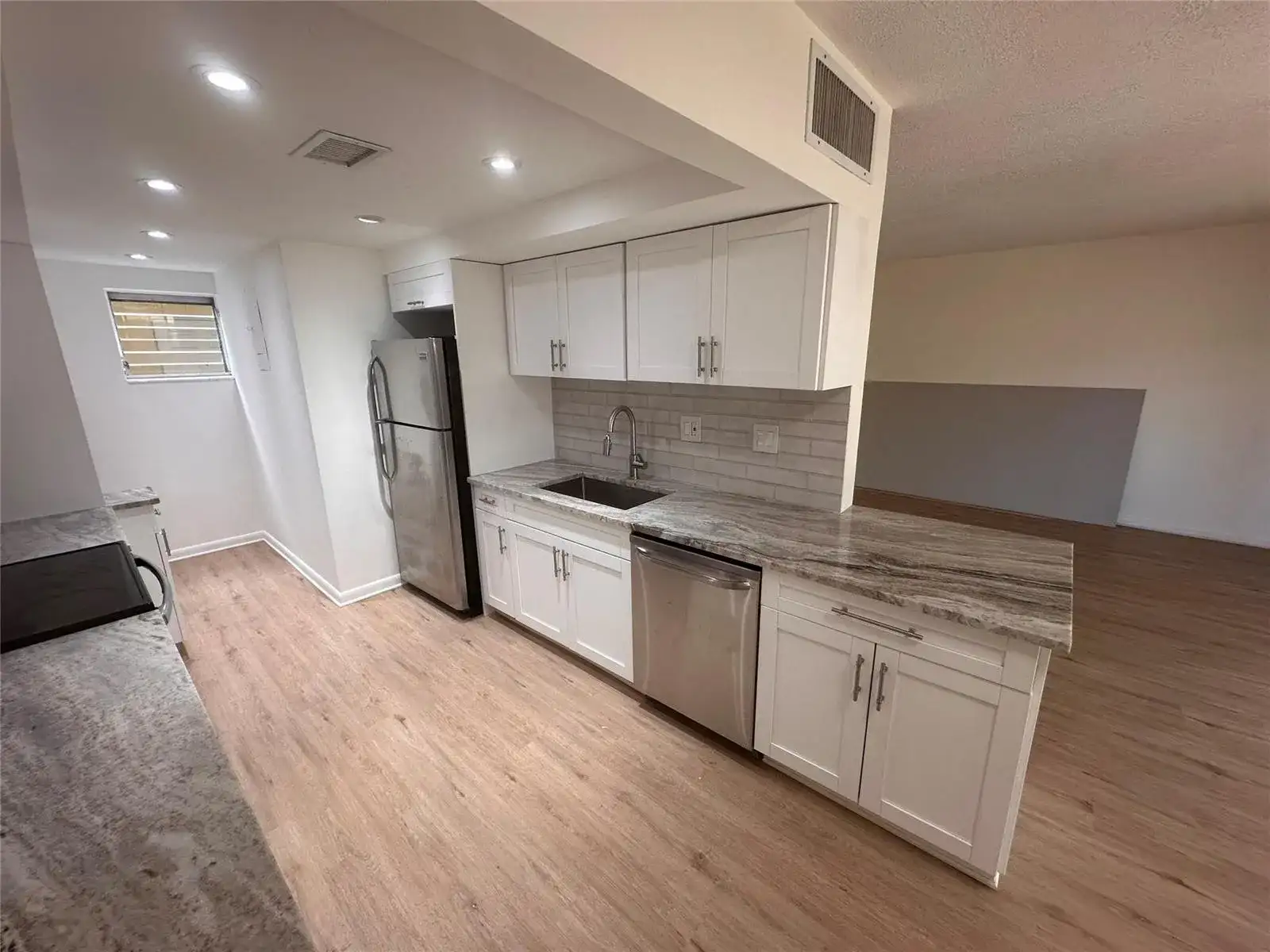 1501 SE 15TH Street # 4, Fort Lauderdale FL 33316 photo 5
