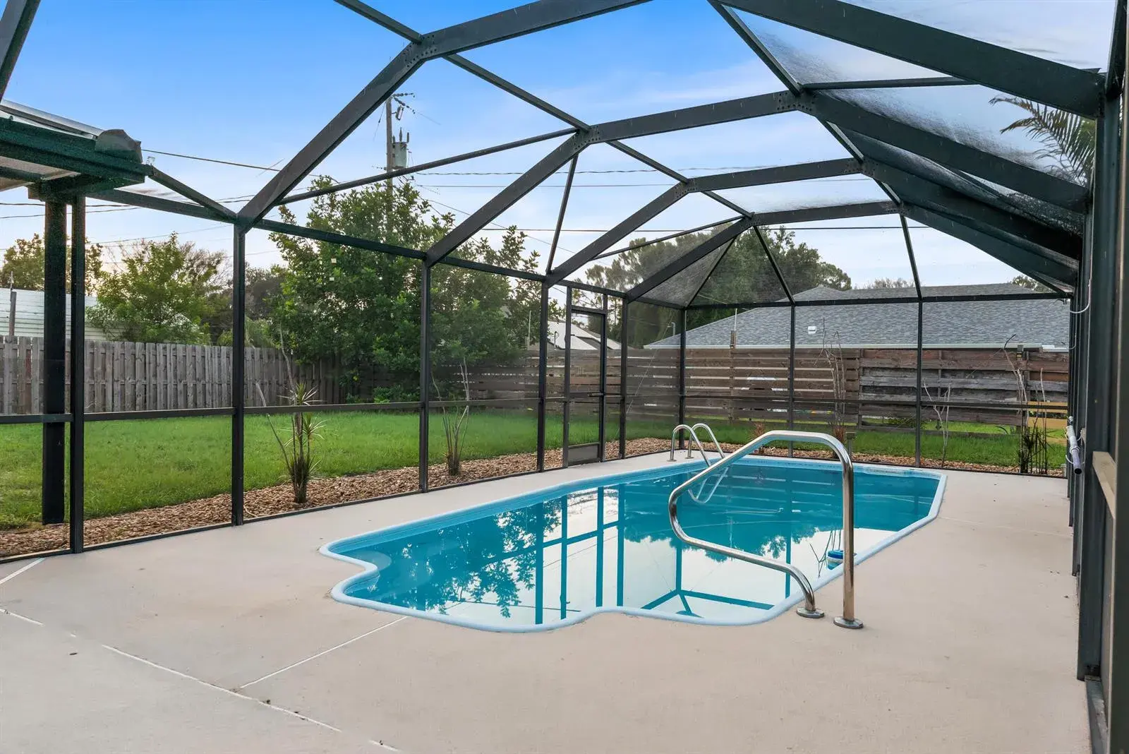 1167 SW GARDENA Avenue, Port St. Lucie FL 34953