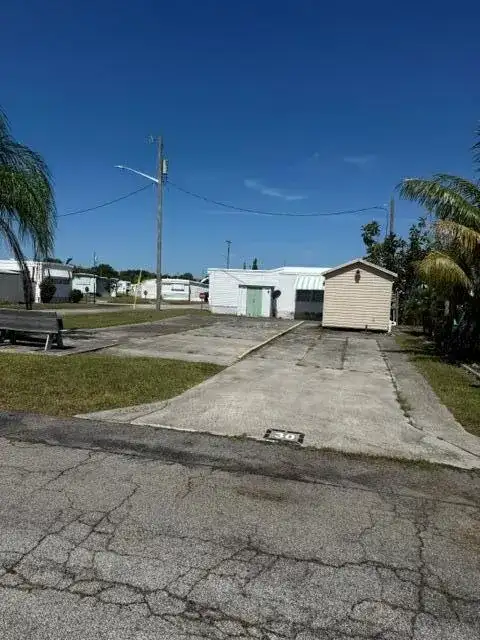 2023 St Lucie Blvd, Unit 30, Fort Pierce FL 34946 photo 3