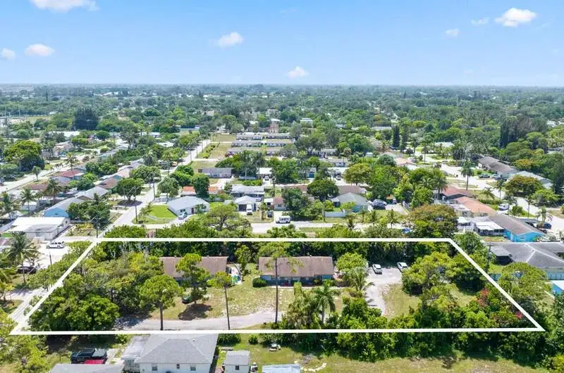 4309 GULFSTREAM Road, Lake Worth FL 33461 photo 2