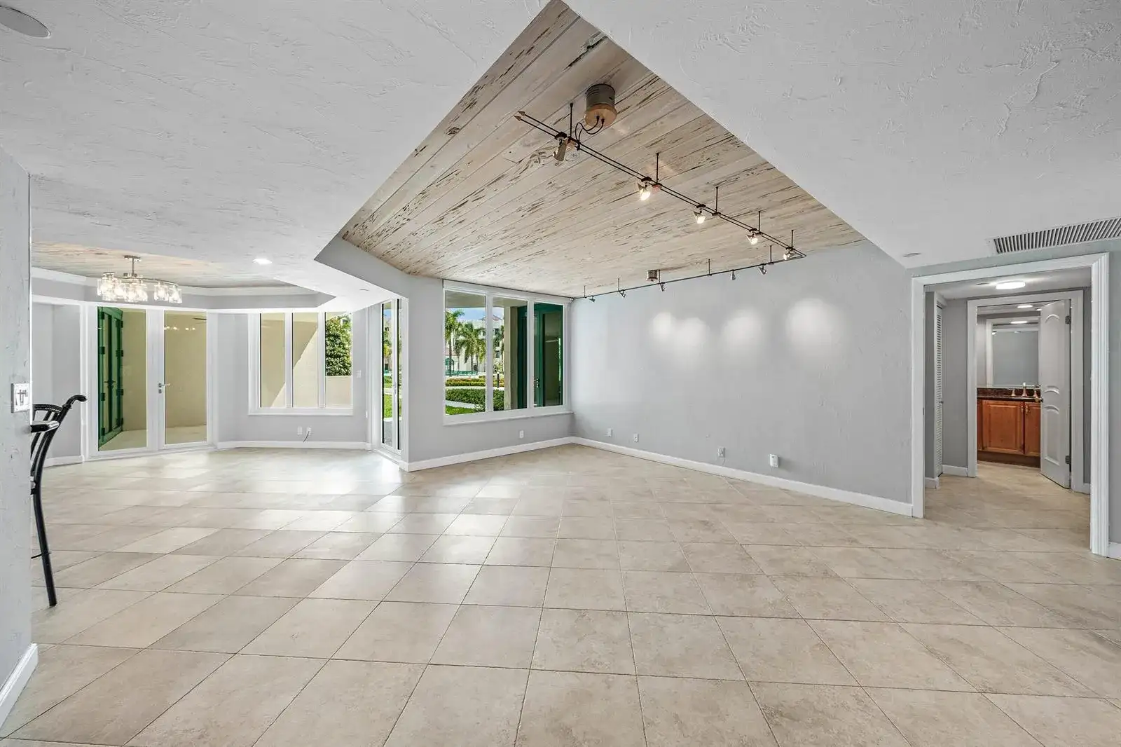 120 SE 5th Avenue # 223, Boca Raton FL 33432 photo 3