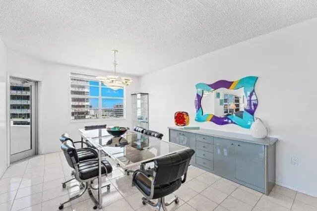 1980 S OCEAN Drive # 18Q, Hallandale Beach FL 33009