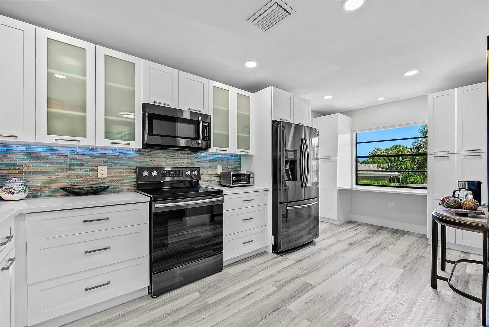 42 STRATFORD Lane W # D, Boynton Beach FL 33436 photo 3