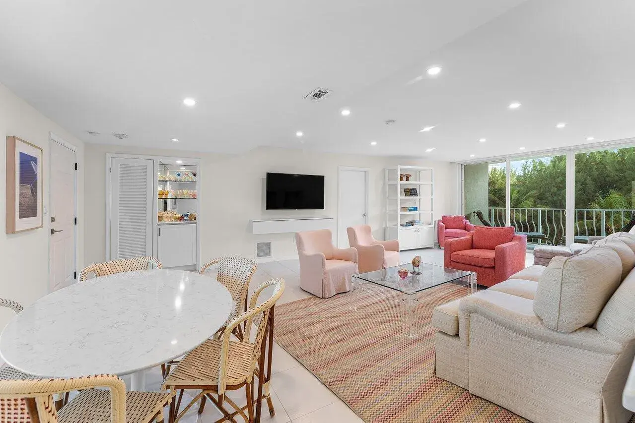2774 S Ocean Boulevard # 409, Palm Beach FL 33480