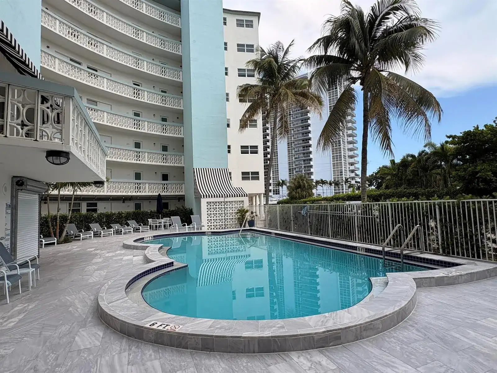 3250 NE 28TH Street # 406, Fort Lauderdale FL 33308