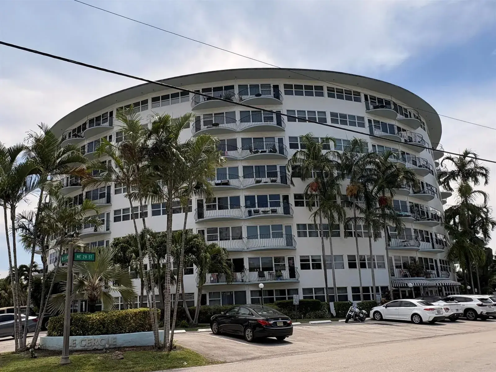 3250 NE 28TH Street # 406, Fort Lauderdale FL 33308