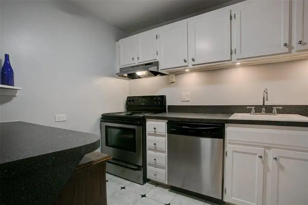 3740 INVERRARY Drive # 3I, Lauderhill FL 33319 photo 5