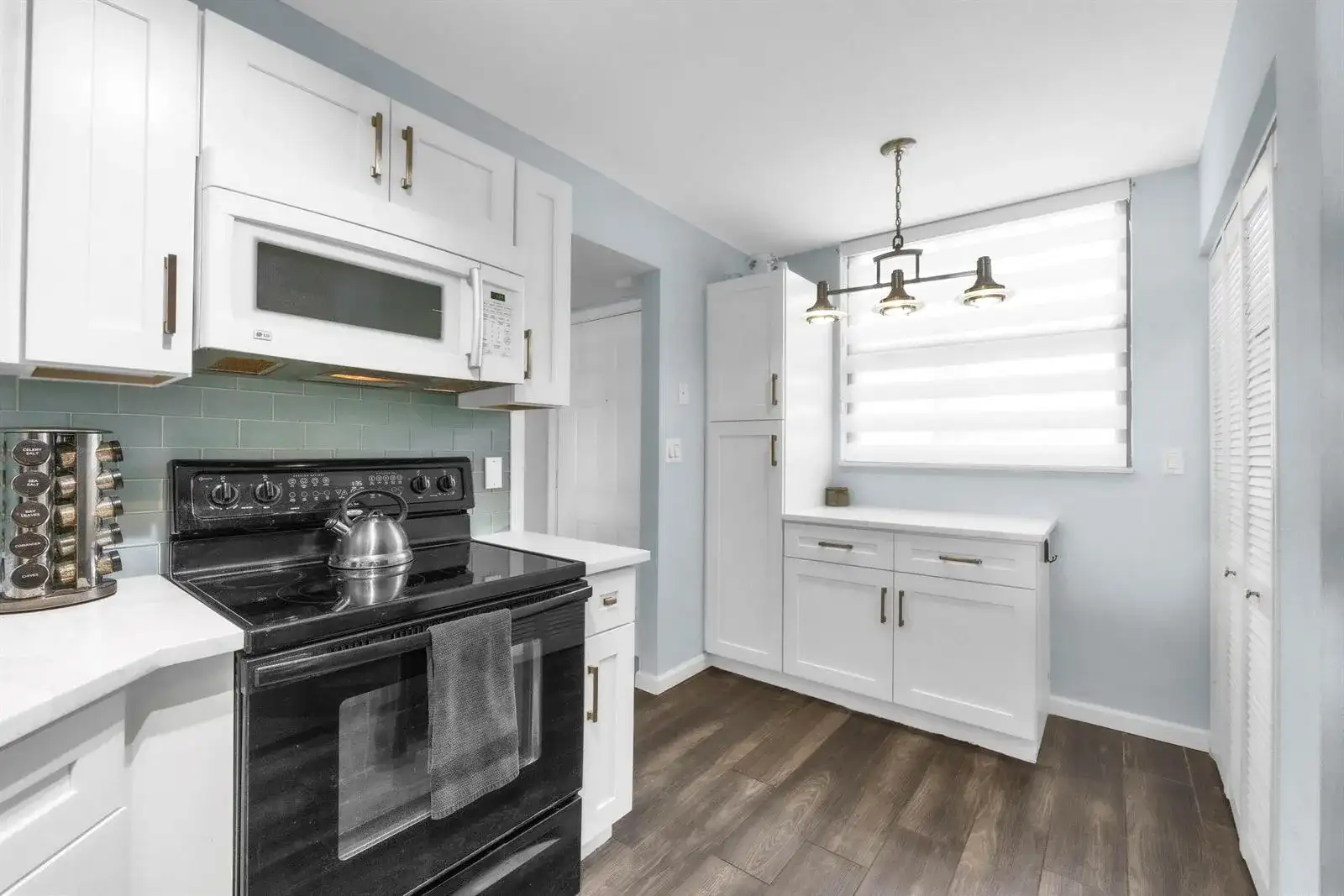 116 LAKE EMERALD Drive # 101, Oakland Park FL 33309 photo 5