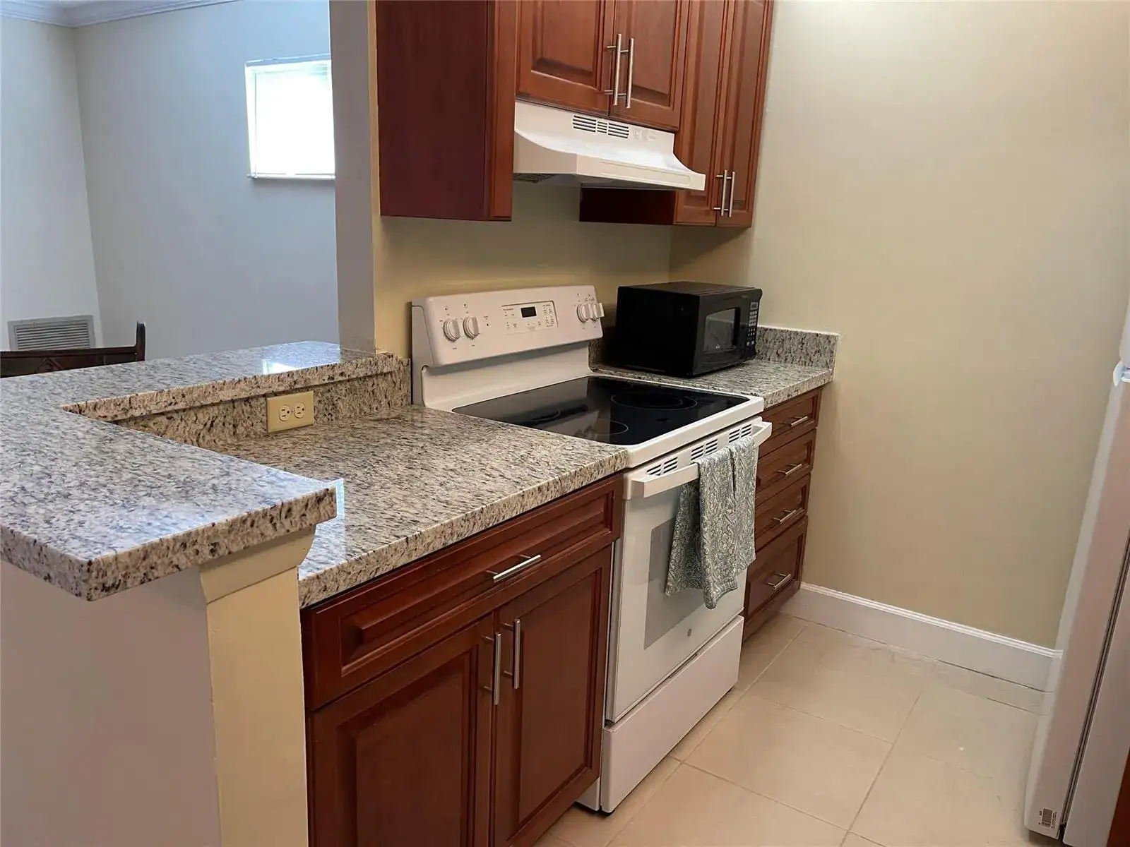 26 CROSSINGS Circle # G, Boynton Beach FL 33435 photo 4
