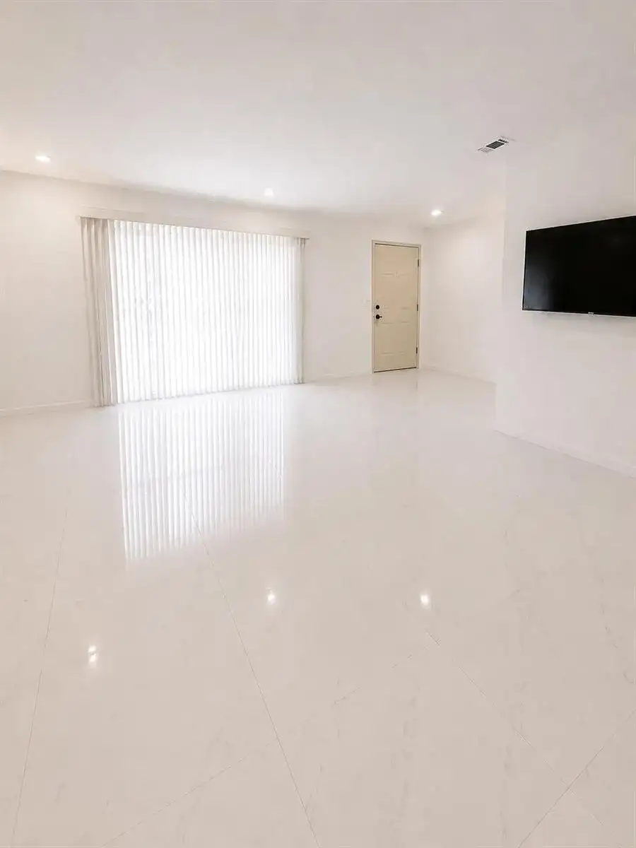 230 SW INWOOD Avenue, Port St. Lucie FL 34984 photo 3