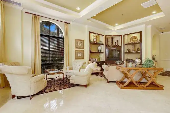 616 CLEARWATER PARK Road # 407, West Palm Beach FL 33401 photo 3
