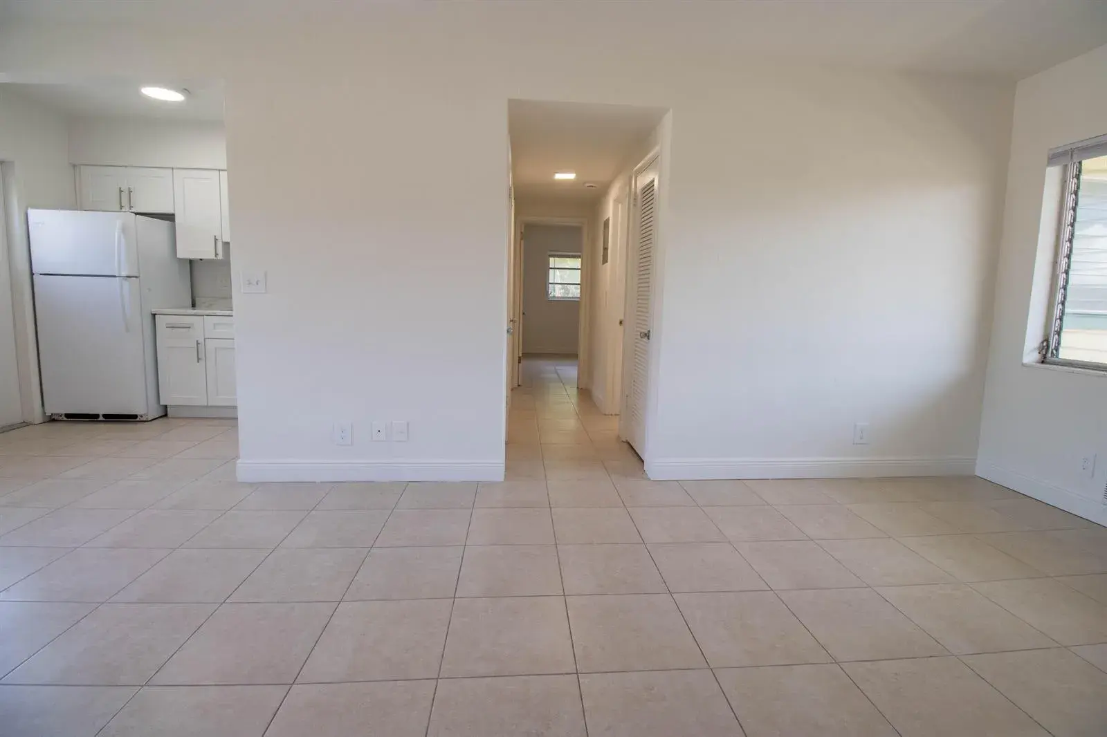 1855 ADAMS # 29, Hollywood FL 33020