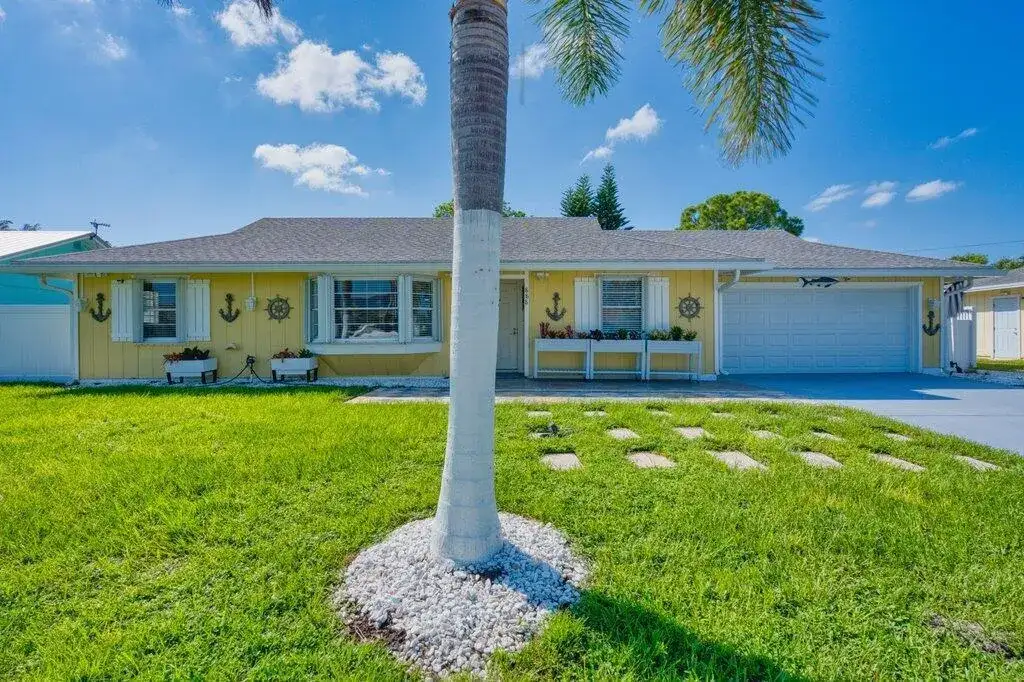 888 NE Maranta Terrado, Jensen Beach FL 34957 photo 4