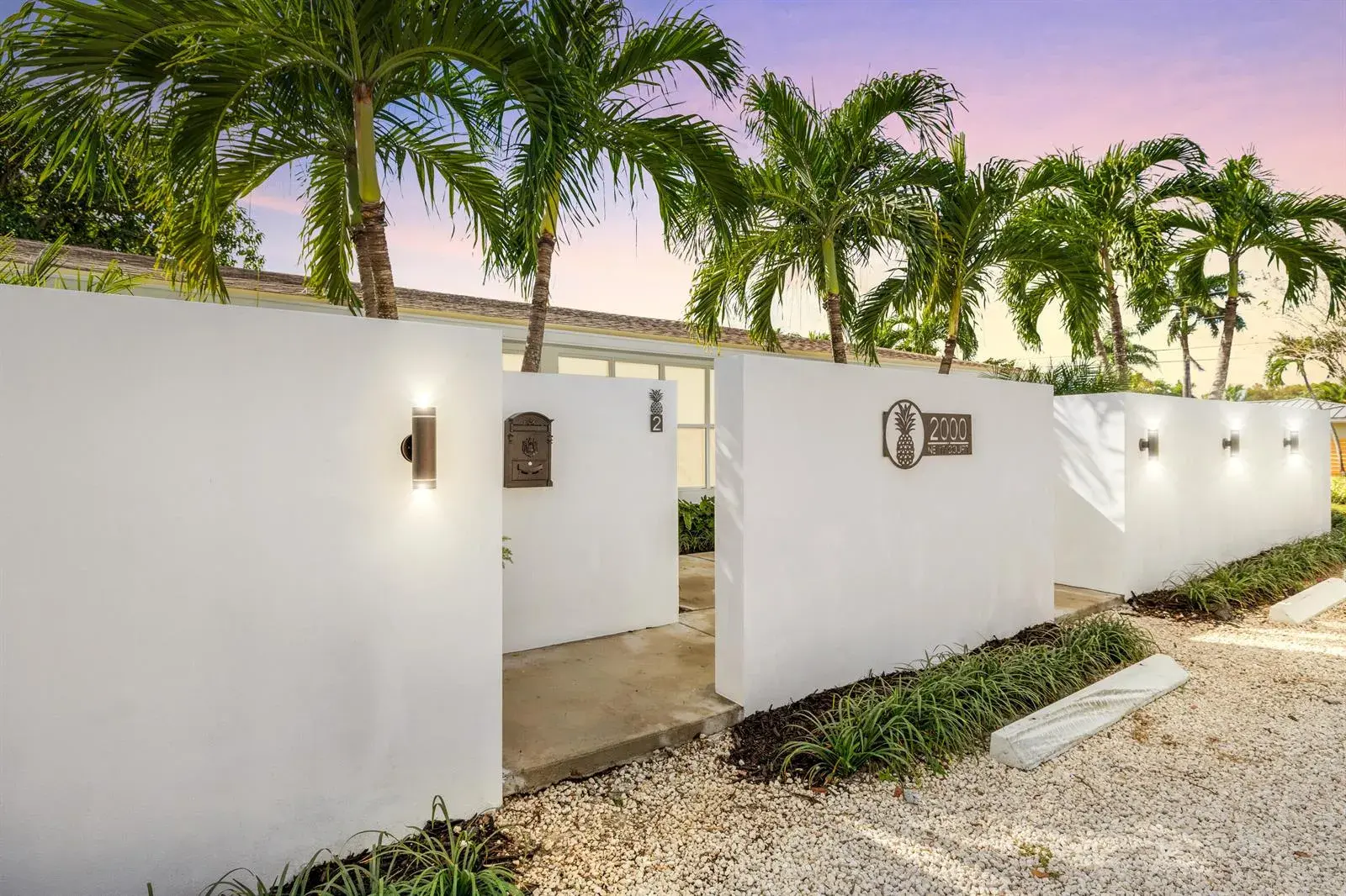 2000 NE 17TH Court # 2, Fort Lauderdale FL 33305