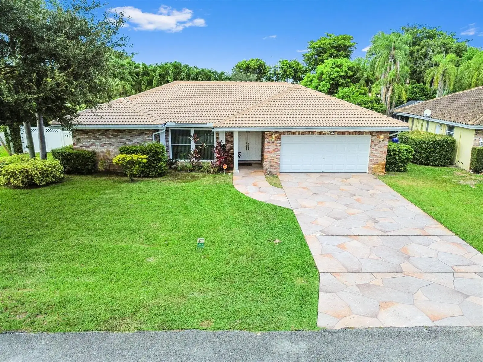 7123 NW 42nd Court, Coral Springs FL 33065 photo 2