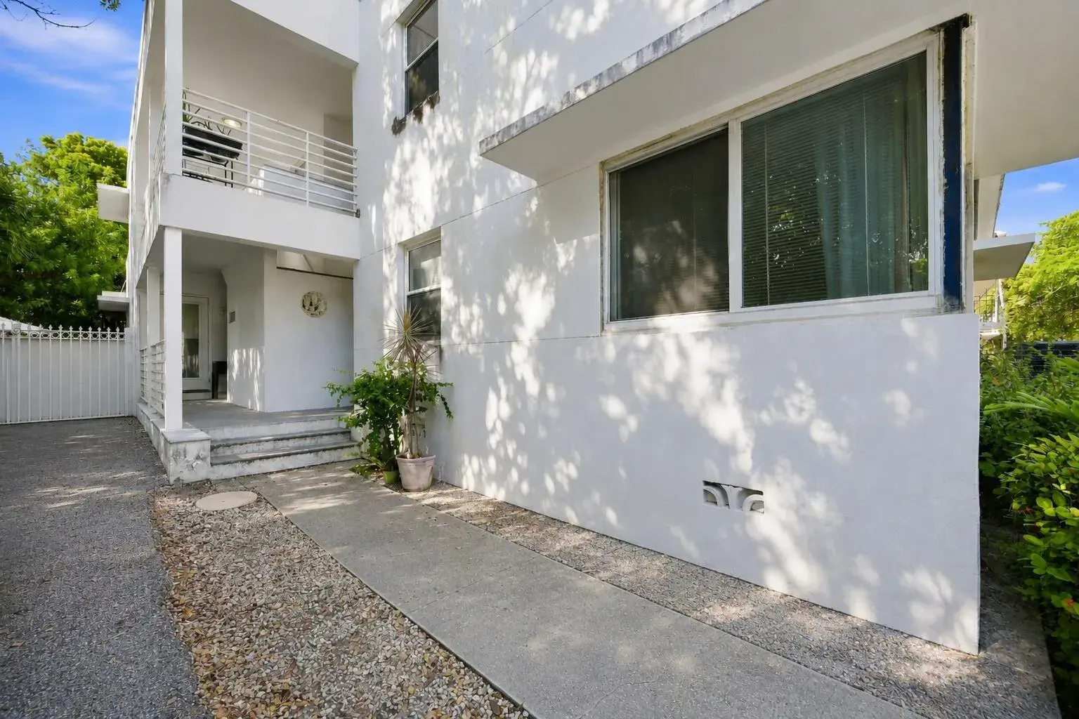 1170 71ST Street, Miami Beach FL 33141