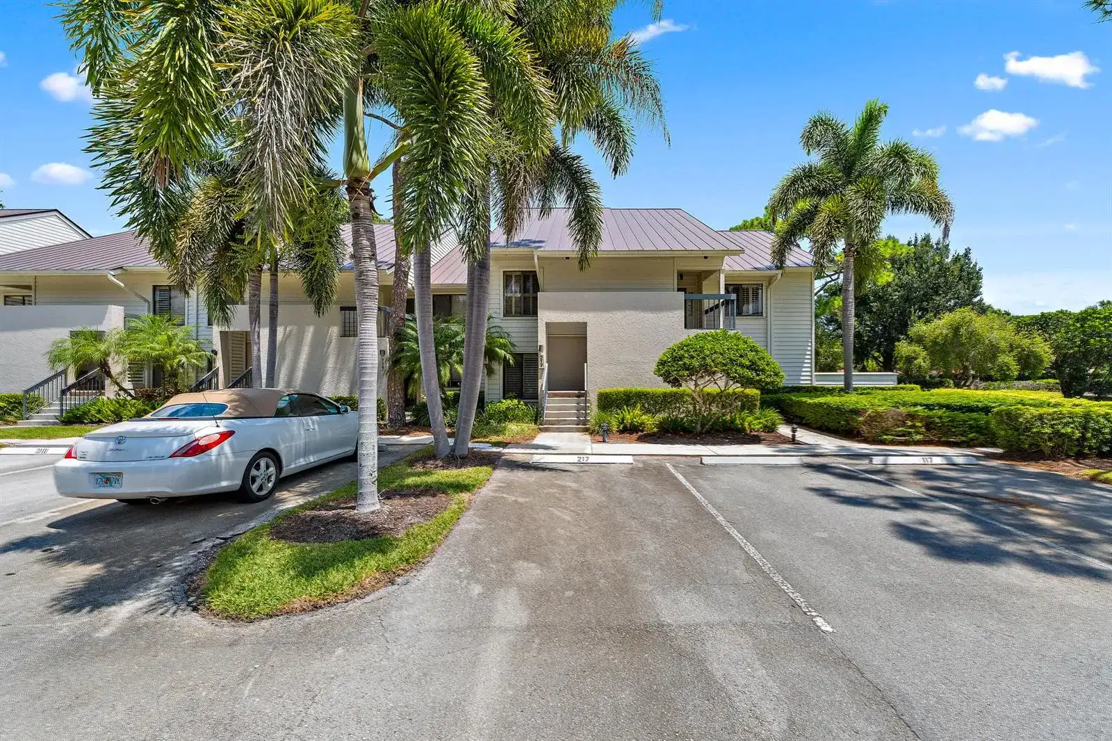 6433 SE Brandywine Court Unit 217, Stuart FL 34997