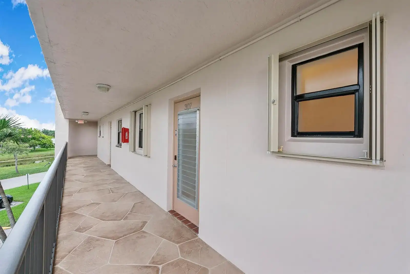 10444 NW 30TH Court # 307, Sunrise FL 33322