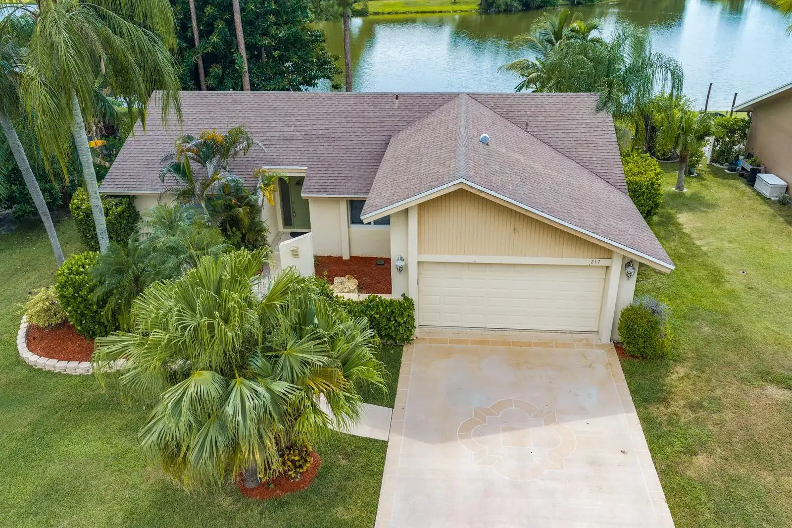 217 PARKWOOD Drive S, Royal Palm Beach FL 33411