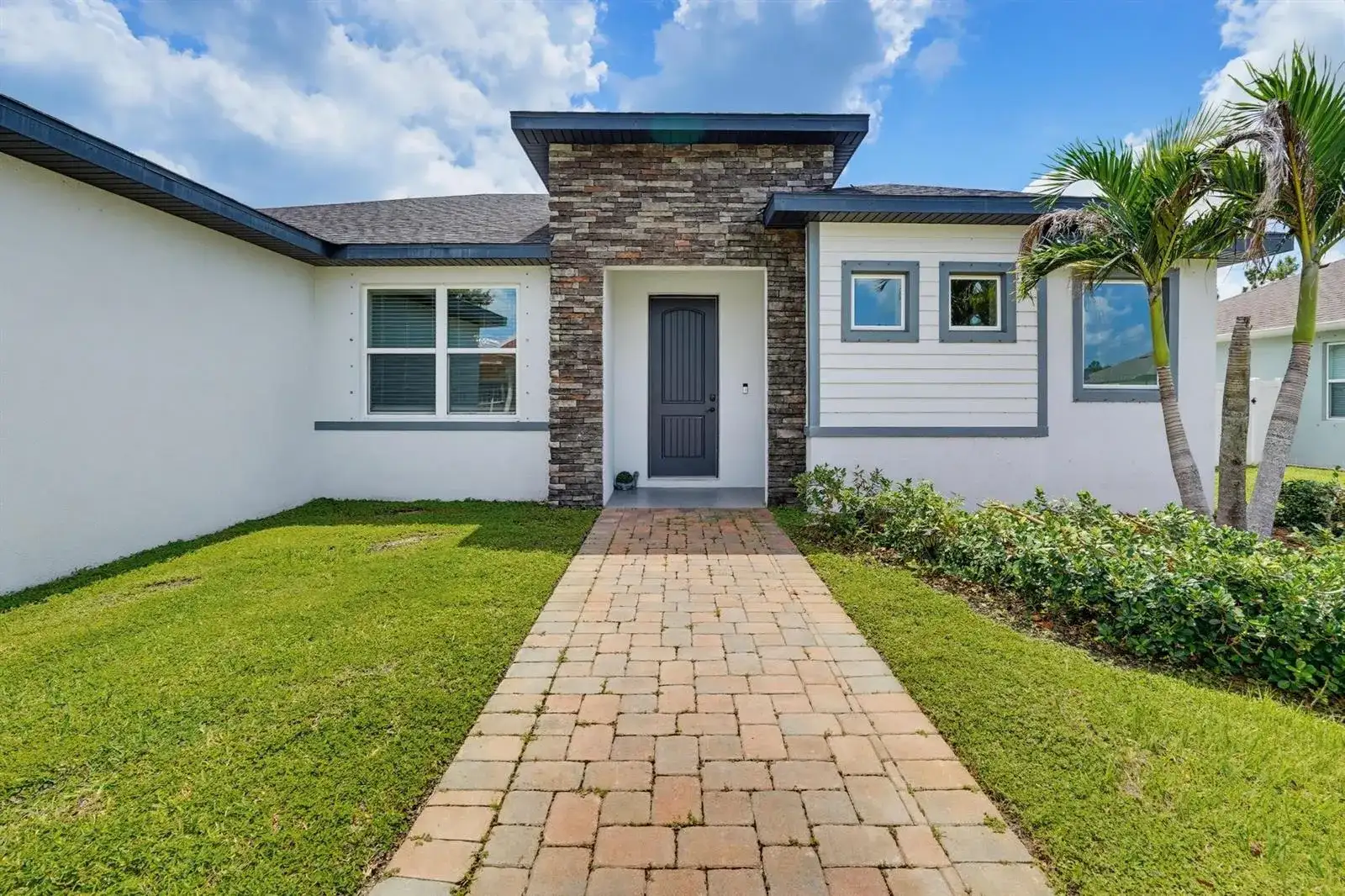 2384 SW SALMON Road, Port St. Lucie FL 34953 photo 3