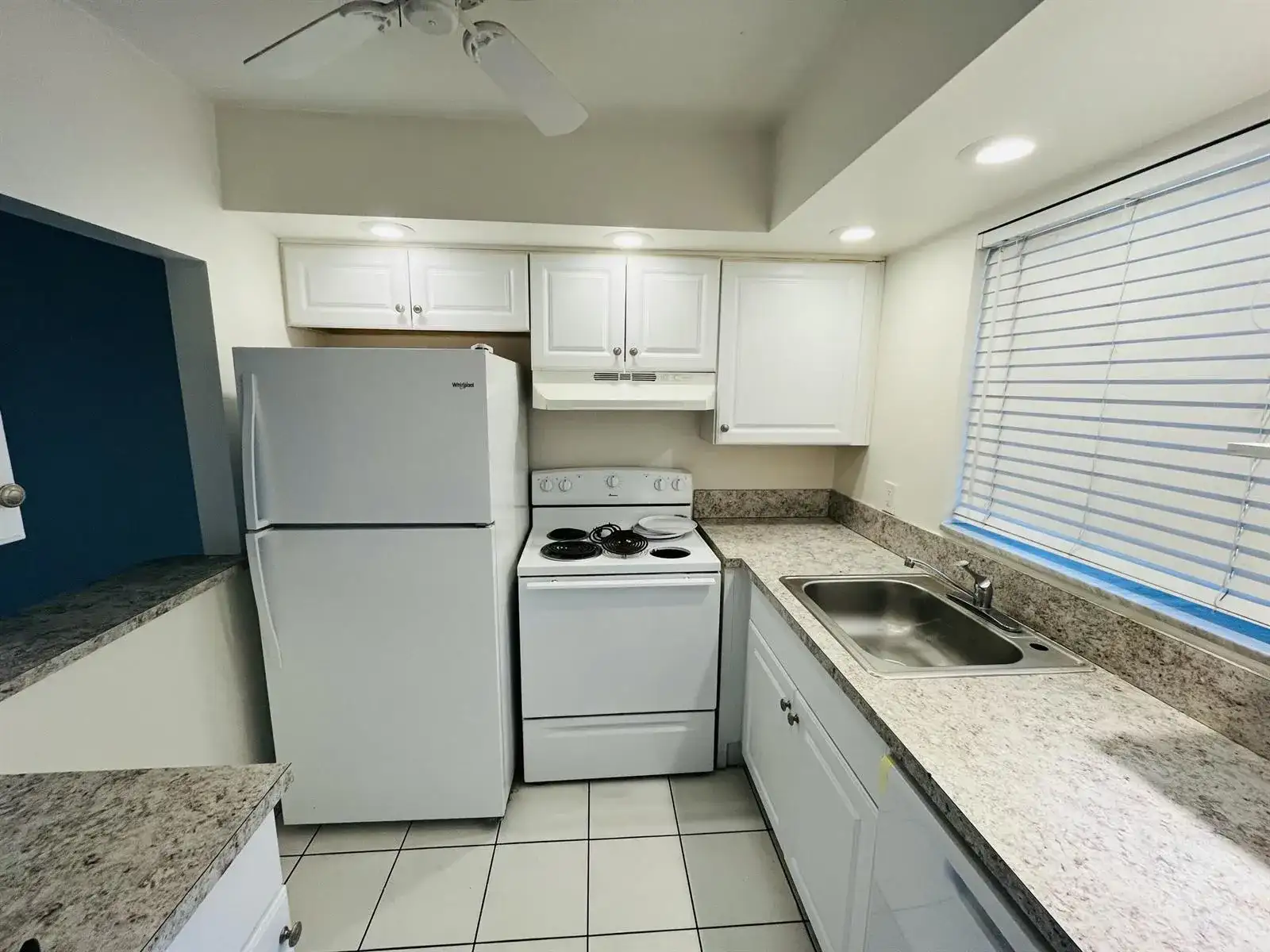 9911 Sandalfoot Boulevard # 112, Boca Raton FL 33428 photo 3