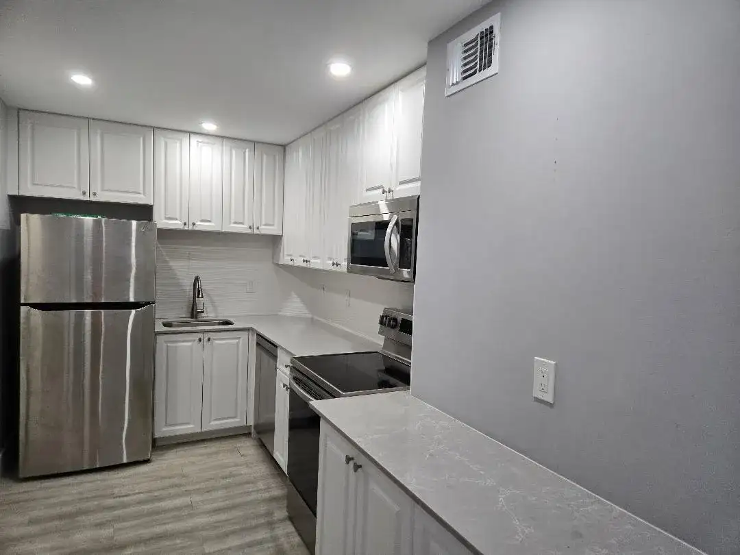 669 W OAKLAND PARK Boulevard W # 205B, Oakland Park FL 33311 photo 3