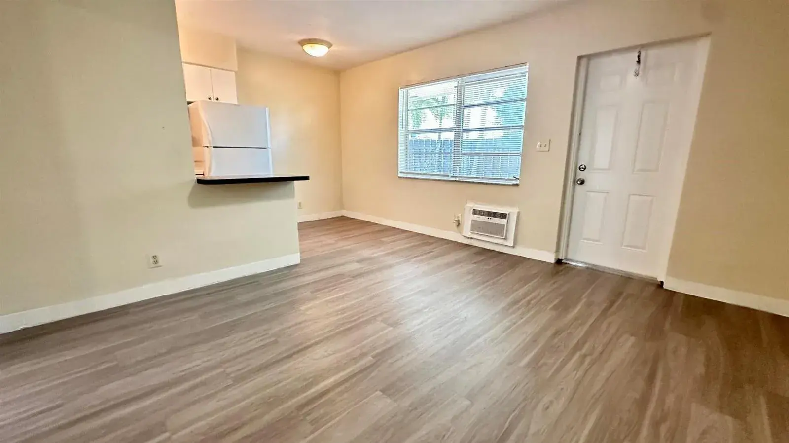505 NE 4th Avenue # 2, Fort Lauderdale FL 33301