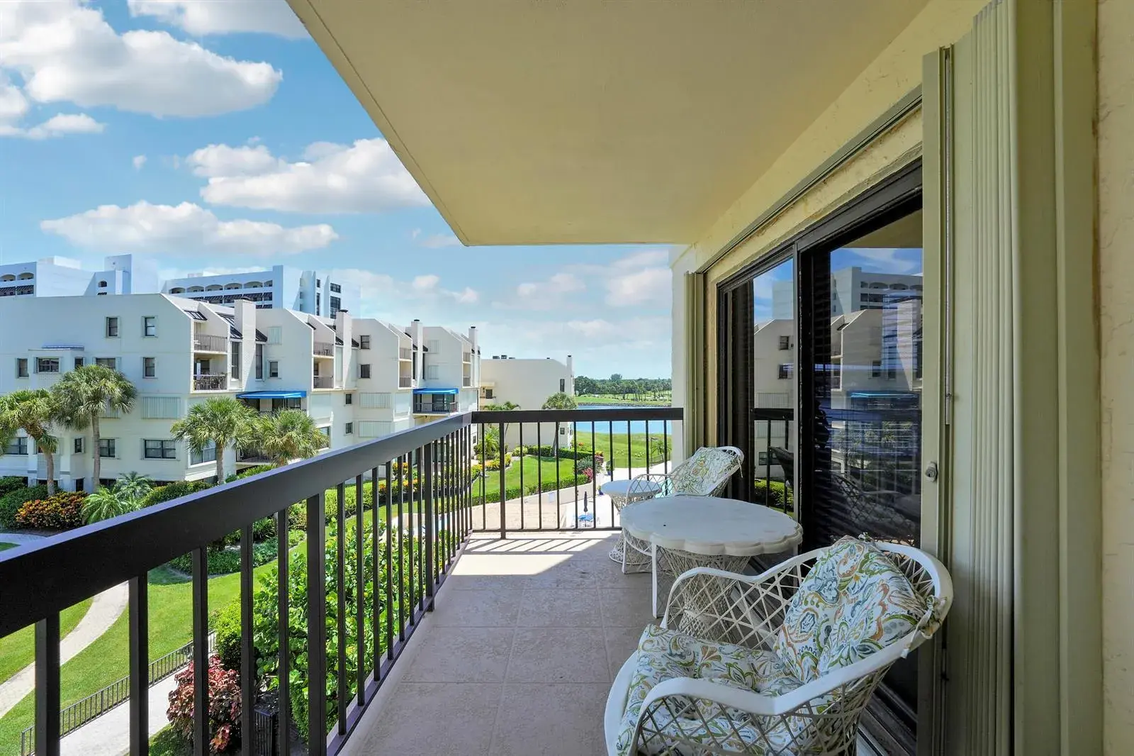 372 Golfview Road # 403, North Palm Beach FL 33408