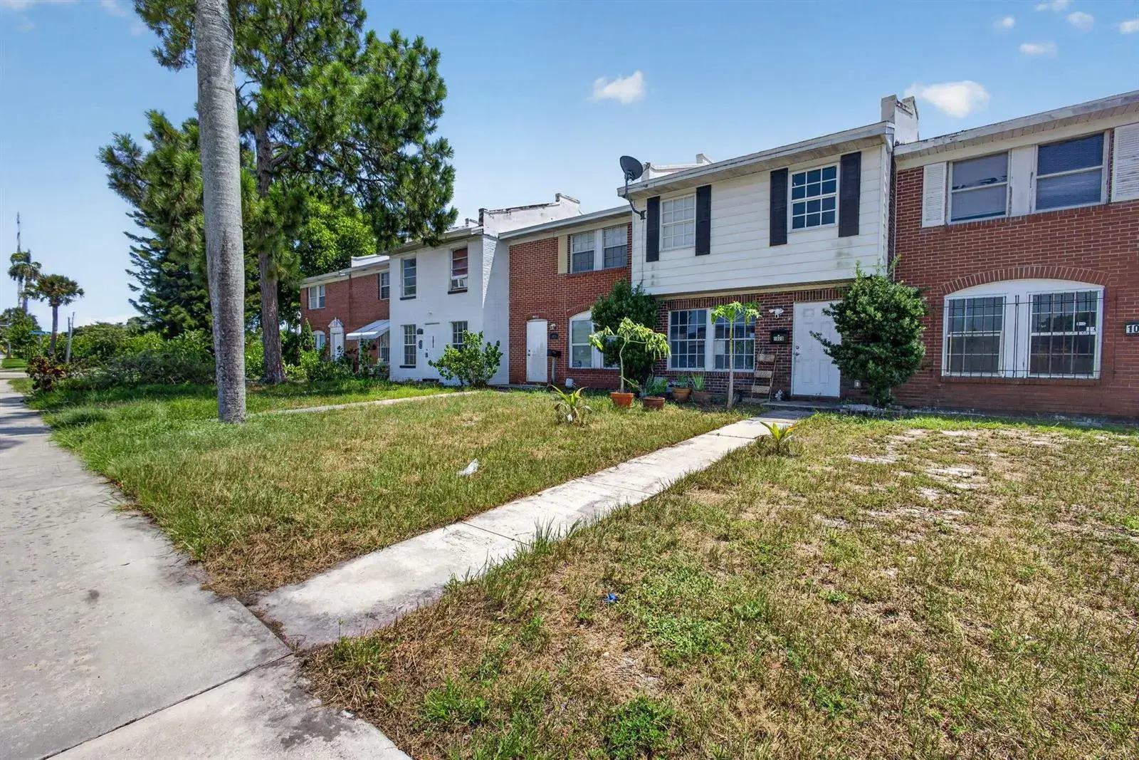 1028 36TH Street, West Palm Beach FL 33407