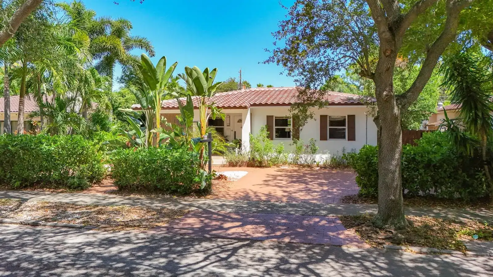 1519 Washington Street, Hollywood FL 33020