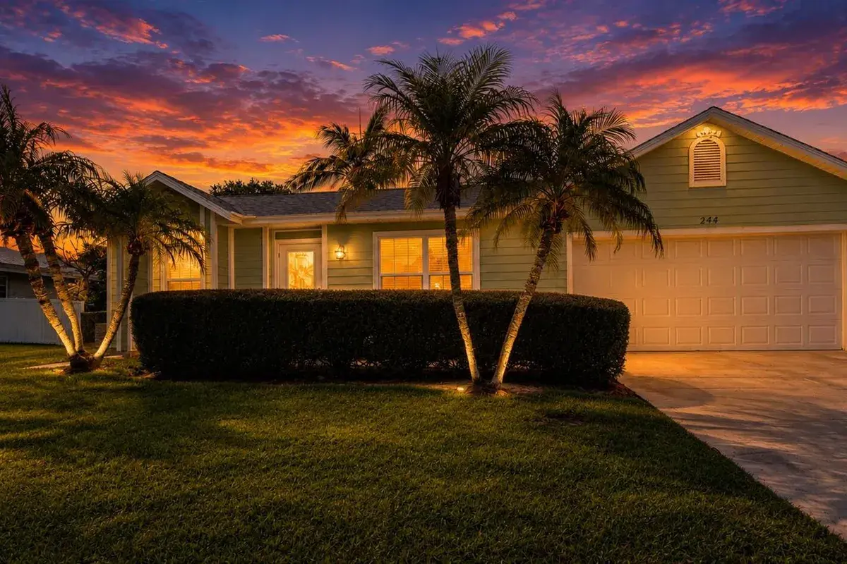 244 SW RIDGECREST Drive, Port St. Lucie FL 34953