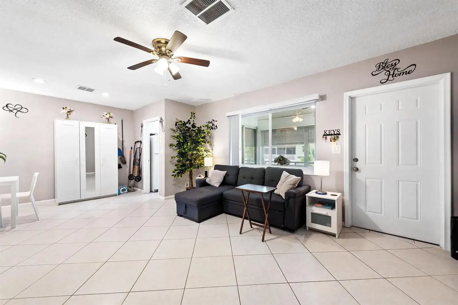 2100 NE 38th Street # 205, Lighthouse Point FL 33064 photo 2