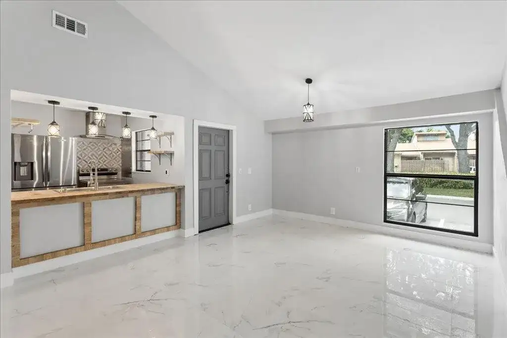 2062 SW 82ND Avenue, Davie FL 33324 photo 3