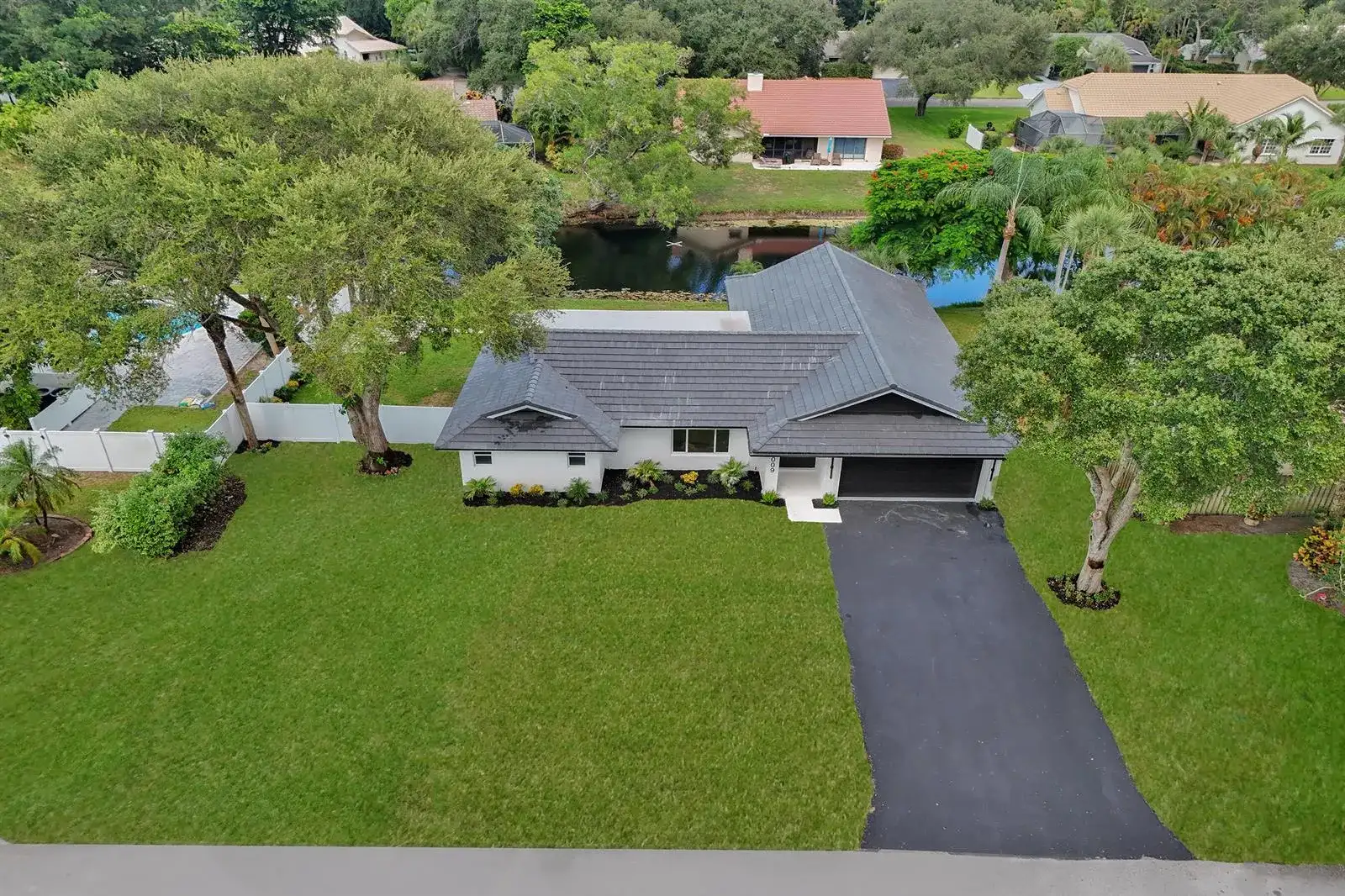 2009 SW 36TH Avenue, Delray Beach FL 33445 photo 4
