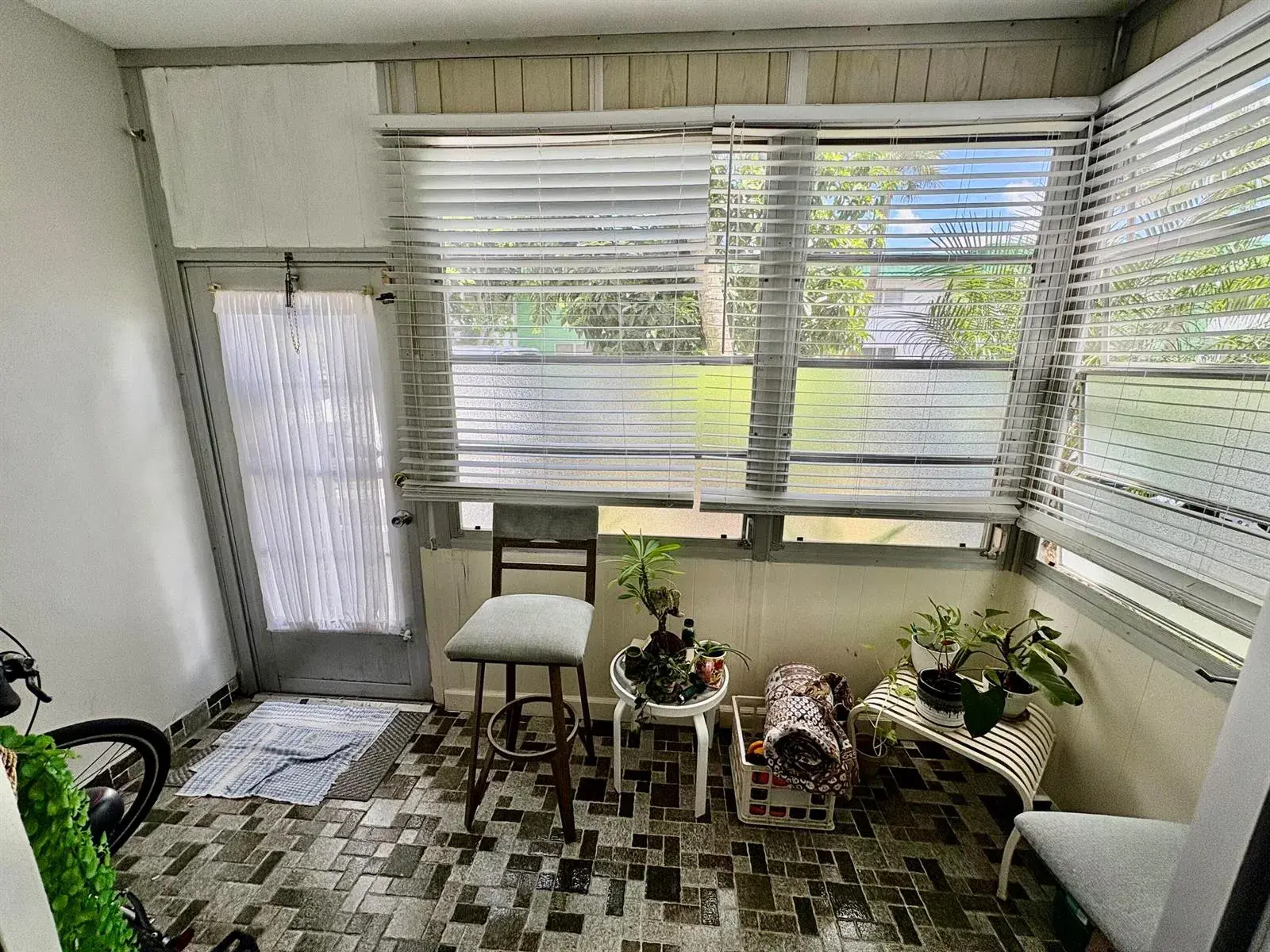 2251 NW 48th Terrace # 109, Lauderhill FL 33313
