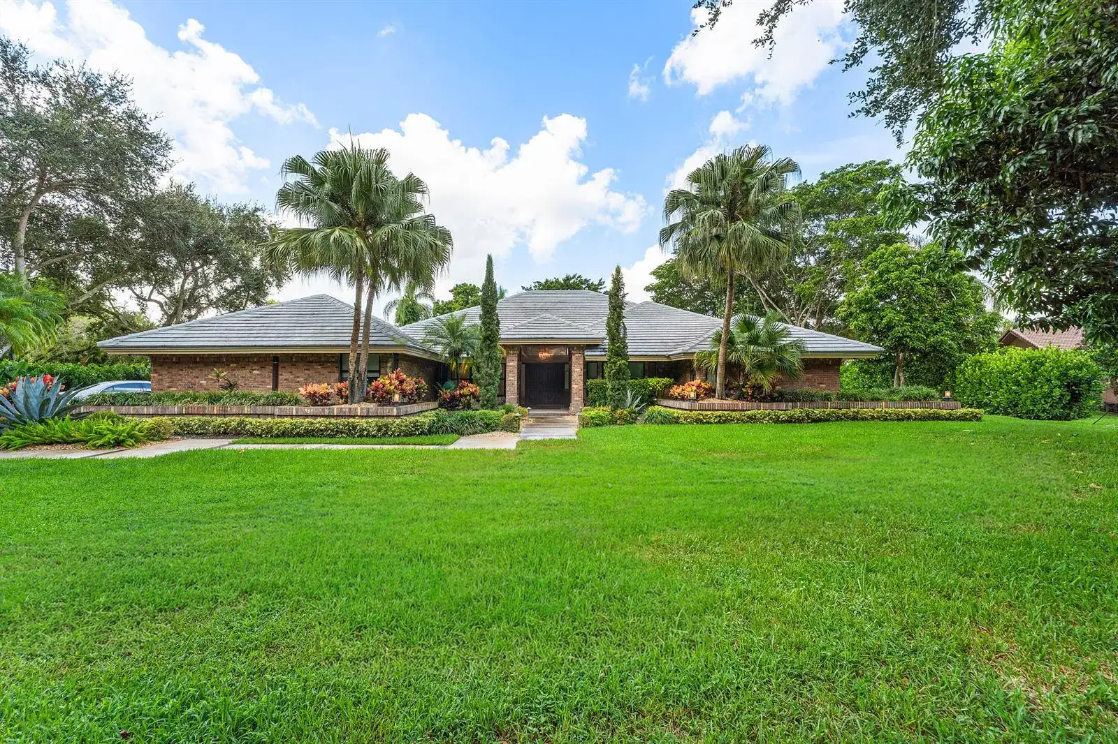 6911 ANNAPOLIS Court, Parkland FL 33067 photo 4