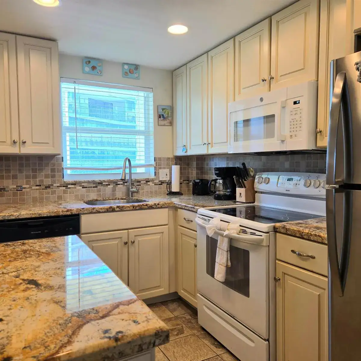 1161 Hillsboro Mile # 506, Hillsboro Beach FL 33062 photo 4