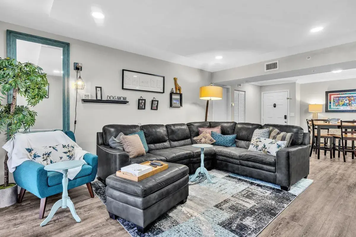 2721 OCEAN CLUB Boulevard # 104, Hollywood FL 33019