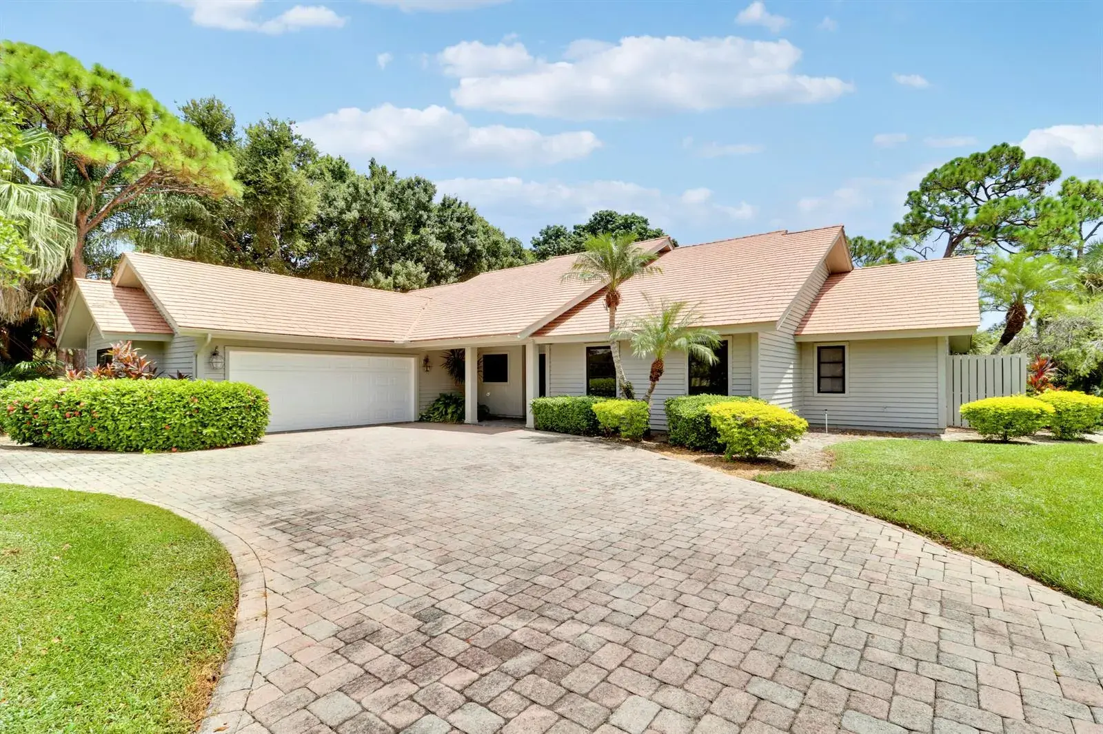 6245 SE Mariner Sands Drive, Stuart FL 34997