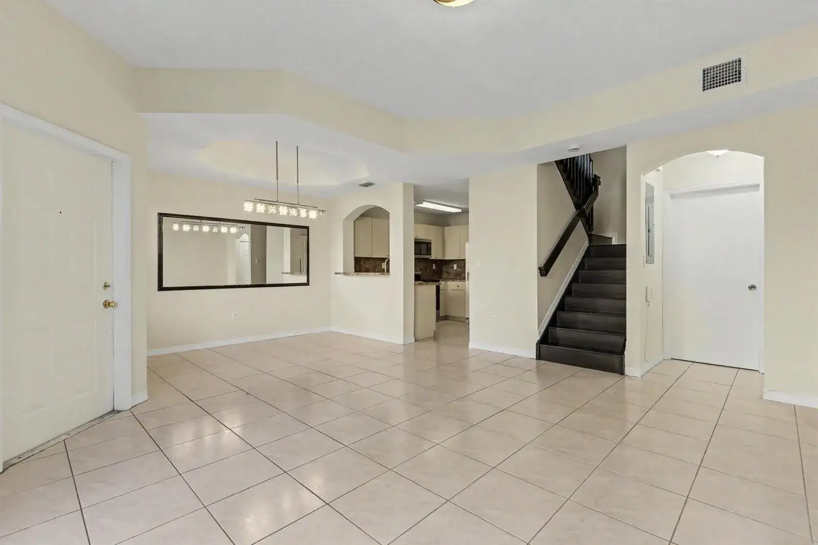 626 SW 106TH Avenue # 1512, Pembroke Pines FL 33025 photo 4
