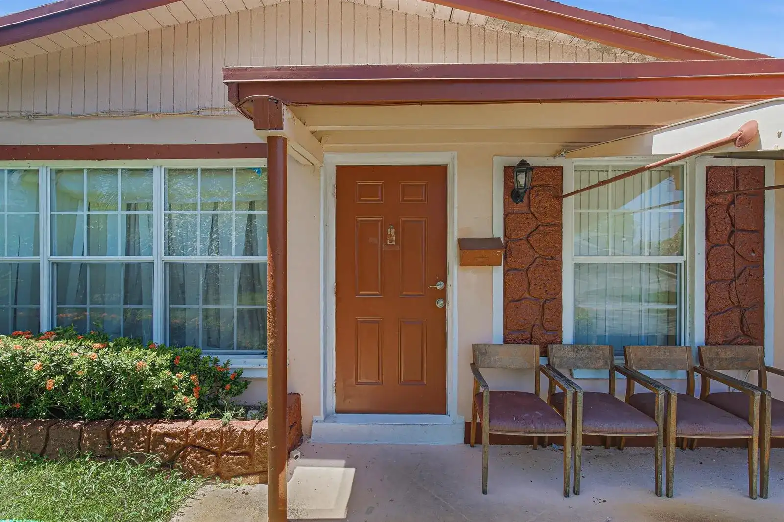 691 NW 20TH Court, Pompano Beach FL 33060 photo 2