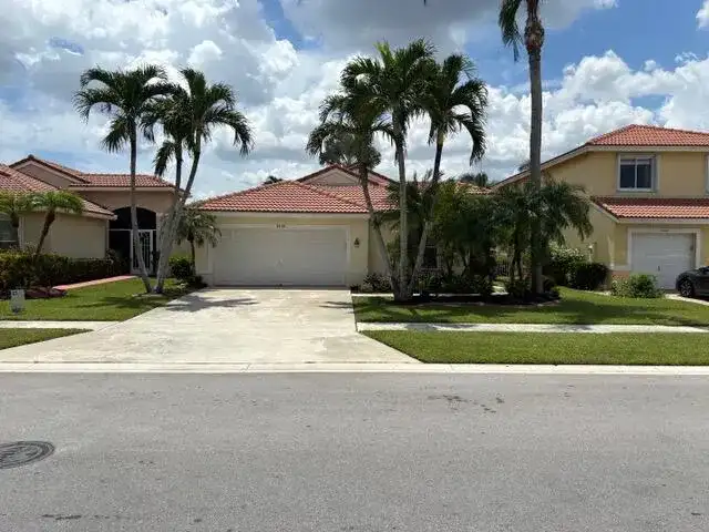 5026 PRAIRIE DUNES VILLAGE Circle, Lake Worth FL 33463