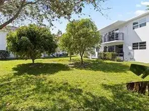 1050 SE 14th Place # 15B, Fort Lauderdale FL 33316 photo 3