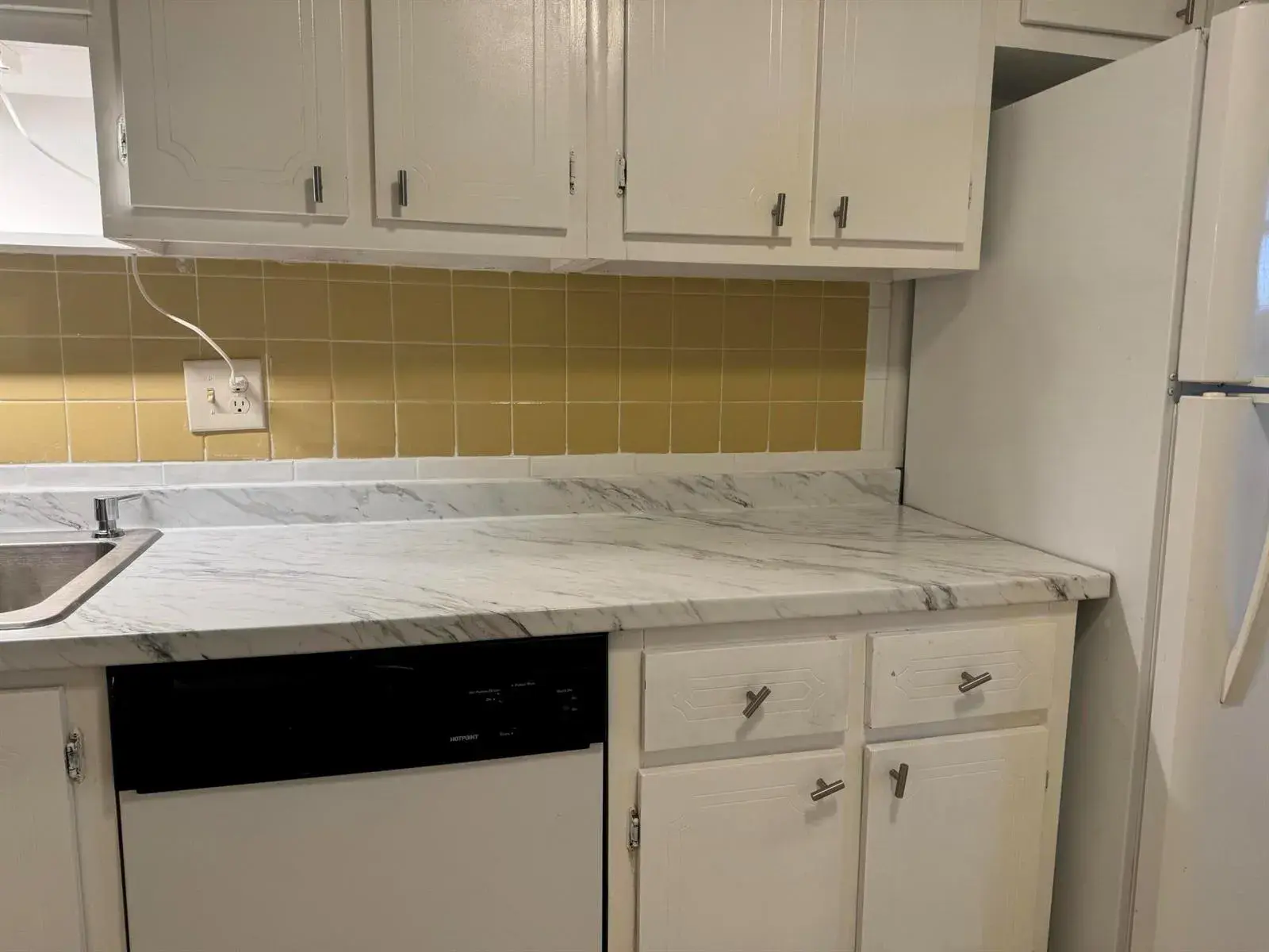 5800 FERNLEY Drive W # 17, West Palm Beach FL 33415