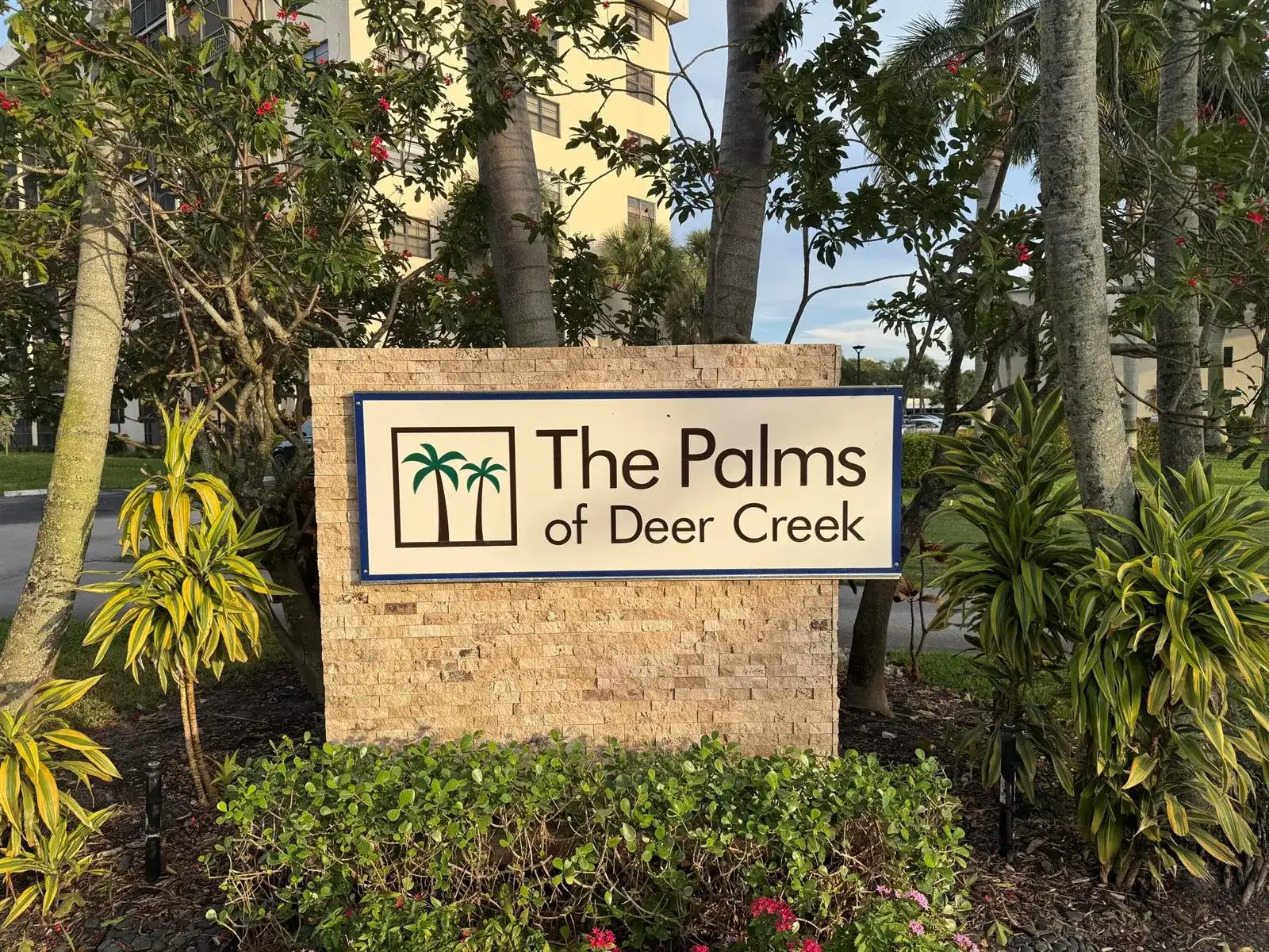 2430 DEER CREEK COUNTRY CLUB Boulevard # 2, Deerfield Beach FL 33442 photo 2